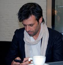 Nicolas zou in de loop van de maand maart aangekondigd worden als extra souschef van pristine, een nieuwe zaak van sergio herman én. File Sergio Herman 1507830315 Jpg Wikimedia Commons