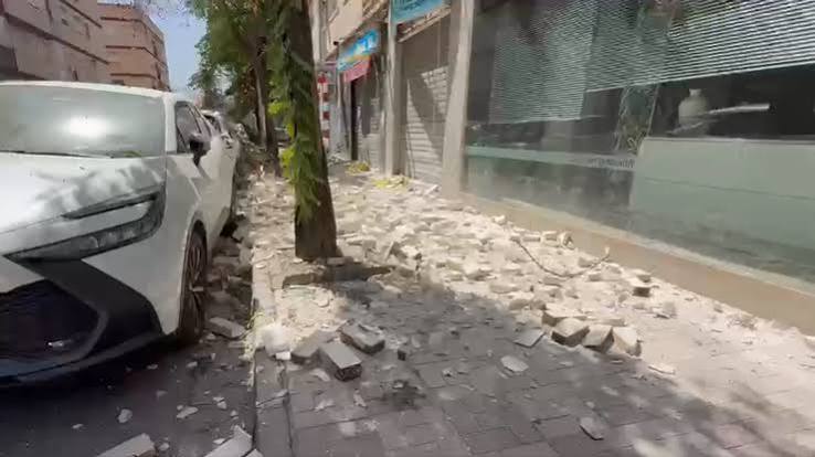 Tres heridos tras un nuevo terremoto de magnitud 4,7 en Gójar, Granada, que provoca el desalojo de La Alhambra