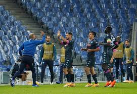 Zielinski segna la prima rete ufficiale nel tempio maradona, fresco di battesimo. Europa League Real Sociedad 0 1 Napoli Resumen Goles Y Resultado Final Del Partido De La Jornada 2 Europa League 2020 Marca Claro Mexico