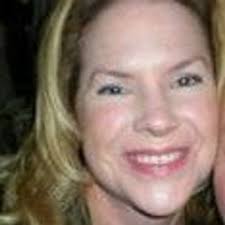 DeeDeeW (@deedeew4242)