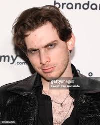 Nathan Messer's Instagram, Twitter & Facebook