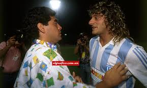 Será local frente a flamengo, el campeón, que tiene a santos como escolta a 19 puntos. 1995 Maradona Debutaba Como Tecnico De Racing Club El Grafico