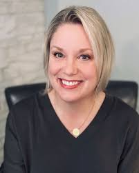 Find Chronic Pain Therapists and Psychologists in Urbandale, IA