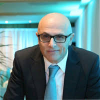 200+ perfiles de «Tony Karam»