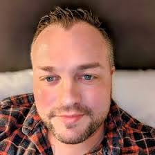 Derek Chism's Instagram, Twitter & Facebook