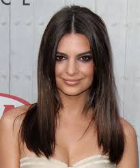 Emily Ratajkowski Long Straight Dark Brunette Hairstyle Long Hair Styles Straight Hairstyles Long Straight Hair