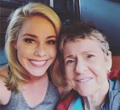 Amy Wintz's Instagram, Twitter & Facebook