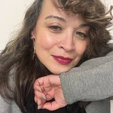 Save my recipe for a quick and easy meal that the whole family will love!  ➡️ Recipe: Chicken pan fried noodles 🍜 2 cups cabbage, thinly sliced 4-5  stalks of green onions,