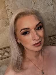 NIOSA is a wrap. Thomas Guevara made it into another selfie with the girls…  @im.that.lulu @imthatfrench @fun_fit_foodie__ . Always love hanging out  with my best friend in the whole wide world @jose.choche86 .