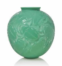 A Gros Scarabees Vase No 892 A Gros Scarabees Vase No 892 Lalique Lalique Perfume Bottle Lalique Crystal