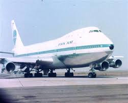 Pan Am 747 121 At Los Angeles International Airport Circa 1969 Aviationglamourairports Pan Am Vintage Aircraft Vintage Airlines