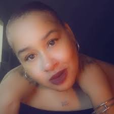 Denise Gatewood's Instagram, Twitter & Facebook