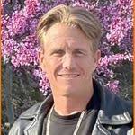 Kurt Timmons's Instagram, Twitter & Facebook