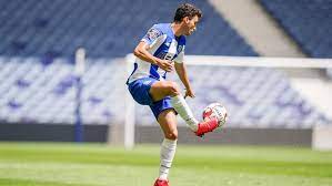 Find the latest joão mário news, stats, transfer rumours, photos, titles, clubs, goals scored this season and more. Joao Mario Segue Firme Na Equipa Principal Fc Porto Jornal Record