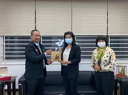 Последние твиты от lee gardens plaza hotel (@lee_hotel). New Year Call By Lee Garden Plaza Hotel News From Mission Portal