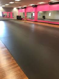 Durable Vinyl Rosco Adagio Marley Dance Studio Flooring Full Roll In 2020 Dance Studio Dance Studio Floor Home Dance Studio