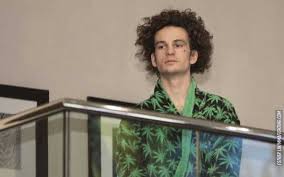 24 октября 1994, хелена, монтана) — американский боец смешанных боевых искусств.выступает под эгидой ufc в легчайшей весовой категории. Shon O Melli O Svoej Travme Luchshe By Eto Byl Perelom Cageside Ru