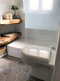 Dans une petite salle de bains, vous risquez d'être assez limité pour essayer de nouvelles choses en termes de décoration. Renovation Petite Salle De Bains De 3 M2 Salle De Bain 3m2 Petite Salle De Bain Leroymerlin Salle De Bain