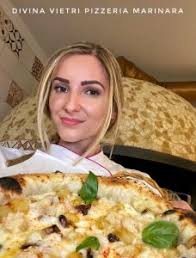 Elena Secrii: la vera pizza... è donna!