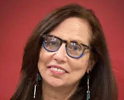 An example of diverse consensus