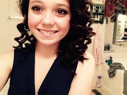 Angela Vidrine's Instagram, Twitter & Facebook