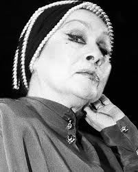 Yma Sumac en el transatlántico "Queen Frederick", 1957 Yma Sumac