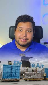 ¿Una tienda de #Amazon en RD? 🤩, Nunca tanto, Pero si tendremos un centro  logístico de Amazon que hará las entregas más rápidas en el país. ,  ¿Quieres un vídeo largo explicando esto? , #AmazonRD ...