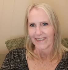 Karen Mount's Instagram, Twitter & Facebook