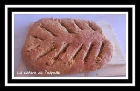 Fougasse Olives Vertes Tomate Sechee Au Thermomix Ou Kitchenaid La Cuisine De Poupoule