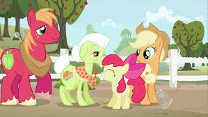 The Apple Family Me As Applejack Mindy As Granny Smith Joelle Hopefully As Applebloom And Tex As Big Mac My Little Pony Games My Little Pony Pony