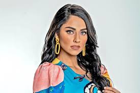 One of seven children, she was born in ridley park, pa. Le Pone Claudia Martin Fuego A Sus Villanias
