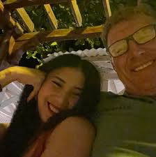 Why is my Garmin Livescope screen freezing?