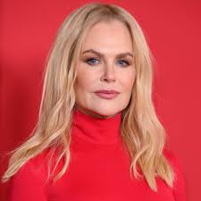 Nicole KIdman stuns at the 2024 GQ Men Of The Year Awards, sporting wavy,  Hitchcock blonde hair 😍 Click for more winter hair inspo:  https://allure.visitlink.me/ru-TVb Photos via Getty Images