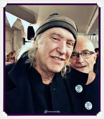 Dave's 2000 solo tour at Sit 'n Bull Pub