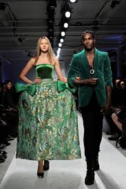 Pierre cardin founded his own company, at 10 rue richepanse. Fashion Pierre Cardin