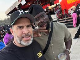 Toot it Up official video out now! @sallysosssa ft. @flomillishit Director:  Justin Fleischer @jflei Executive Producer: Kyle Nolan @kpadrenol Producer:  Mikey Errante @mikeyerrante Production Co: Sturdy. Productions  @sturdy.productions DP: Darrin Bush ...