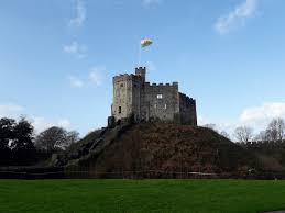Quem lembrava que a capital do país de gales é cardiff?? Visita Al Castillo De Cardiff Pais De Gales Reino Unido