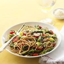 With An Abundance Of First Of The Season Veggies And Fiber Rich Whole Grain Spaghetti Youll Never Miss The Pasta Primavera Recipe Pasta Primavera Pasta Dishes