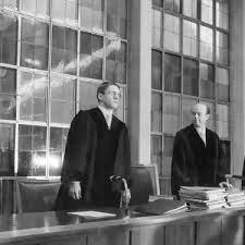 Sos alarm | västerbottens ledande nyhetsportal. Der Angeklagte Der Schweigt Und Lacht Braunschweiger Zeitung