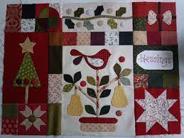 132cm x 152cm (52 x 60) you will receive the complete set of 6 patterns only. A Merry Christmas Garden Block 2 Nicola Foreman Quilts