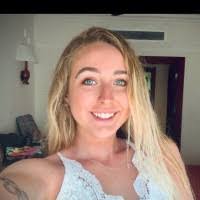 Courtney Pearce's Instagram, Twitter & Facebook