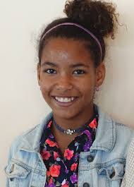 Monique Shea's Instagram, Twitter & Facebook