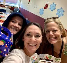 Sarah Kiley's Instagram, Twitter & Facebook