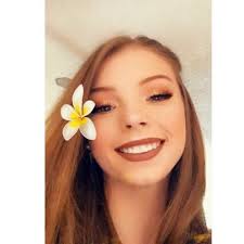 leanne coe (@smiley_lealea)