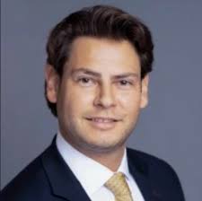 Jaime Estevez's Instagram, Twitter & Facebook