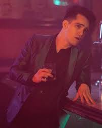 Brendon Urie Don T Threaten Me With A Good Time 