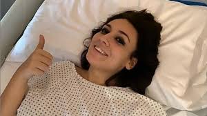 Join facebook to connect with francesca manzini and others you may know. Francesca Manzini Una Foto Sorridente Dall Ospedale Ho Vinto Io La Repubblica