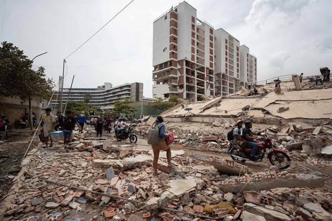 Video: el minuto de silencio de España por el desastre en Venezuela :: Olé - ole.com.ar