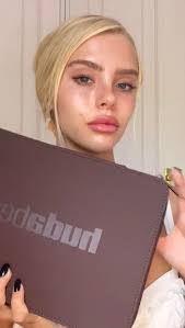 Daniela Washington's Instagram, Twitter & Facebook