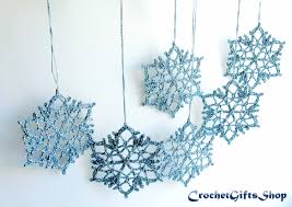 It's very easy and simple paper christmas snowflakes making instruction for christmas decorations idea. Crochet Pattern Christmas Snowflake Ornaments 13